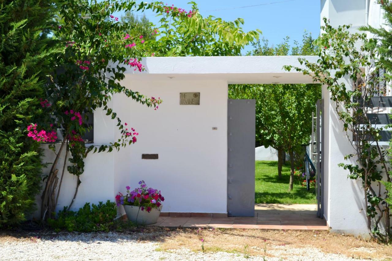 Zen Villa In Schinias Exterior photo