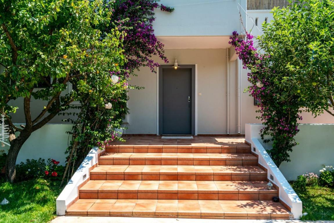 Zen Villa In Schinias Exterior photo